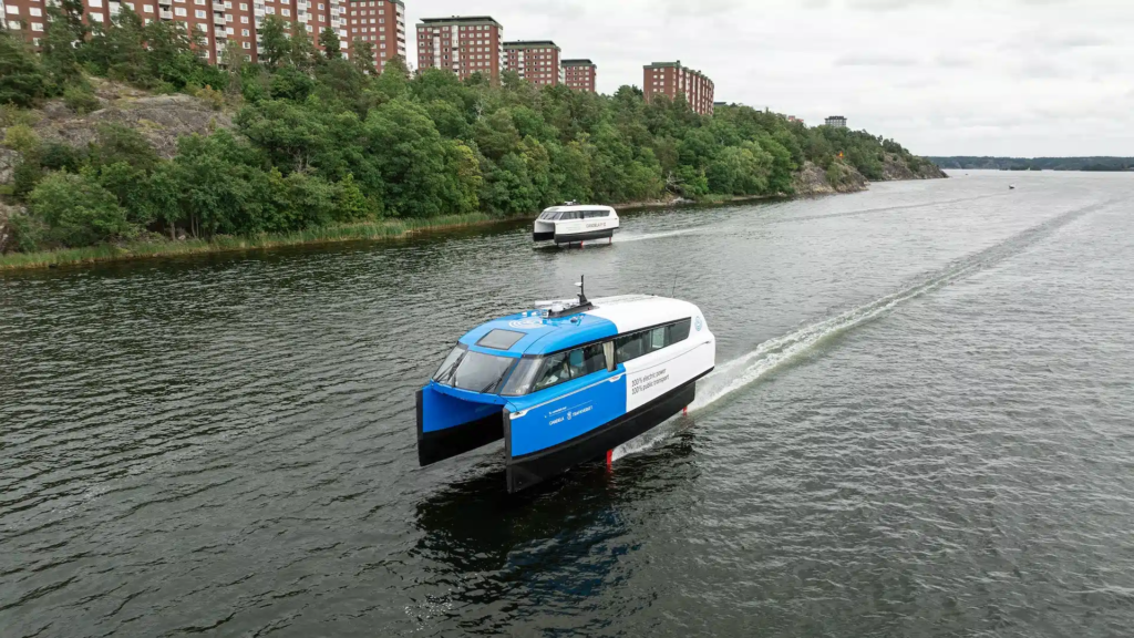 Long range at high speed with the Candela P 12 Shuttle electric ferry